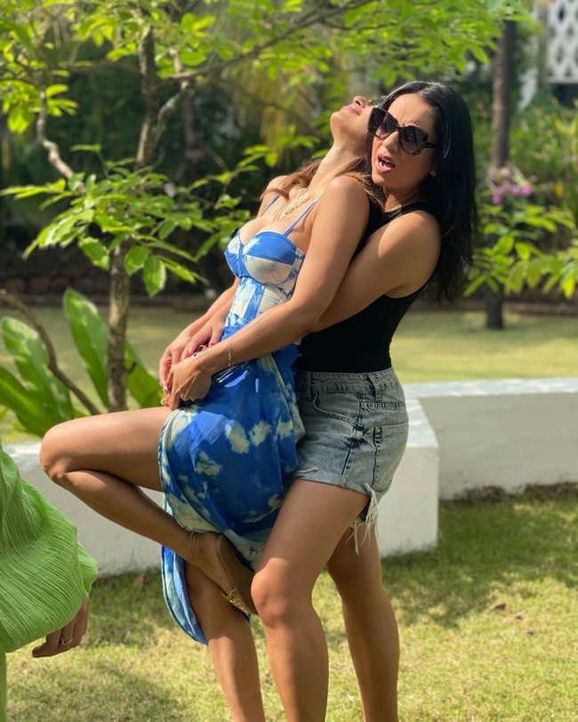Mouni Roy Latest Instagram Stills